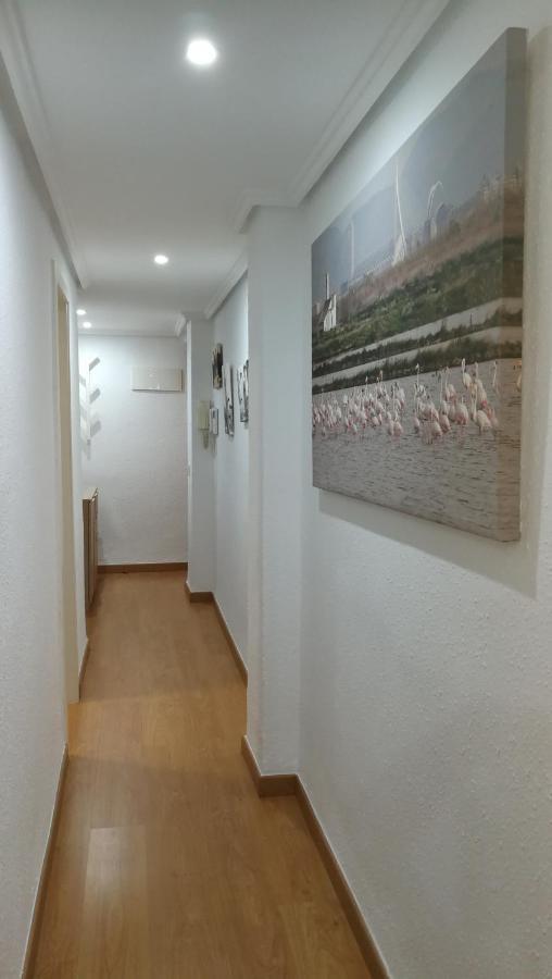 Centrico Apartamento En Valencia Proximo Parada De Metro Angel Guimera Экстерьер фото