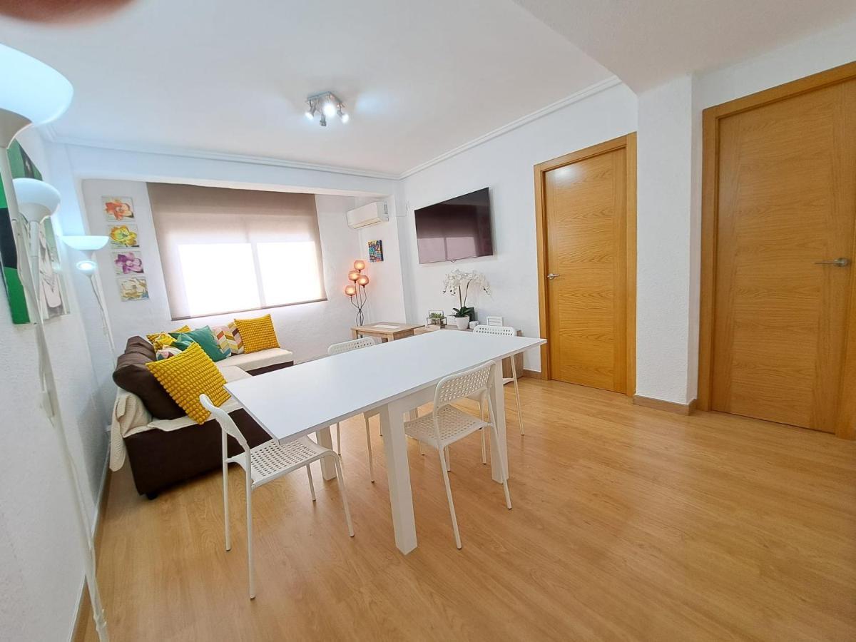 Centrico Apartamento En Valencia Proximo Parada De Metro Angel Guimera Экстерьер фото
