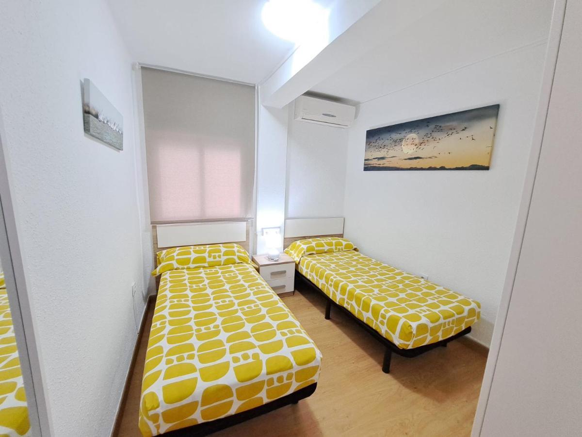 Centrico Apartamento En Valencia Proximo Parada De Metro Angel Guimera Экстерьер фото